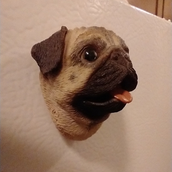 Pug Magnet - Picture 3 of 3